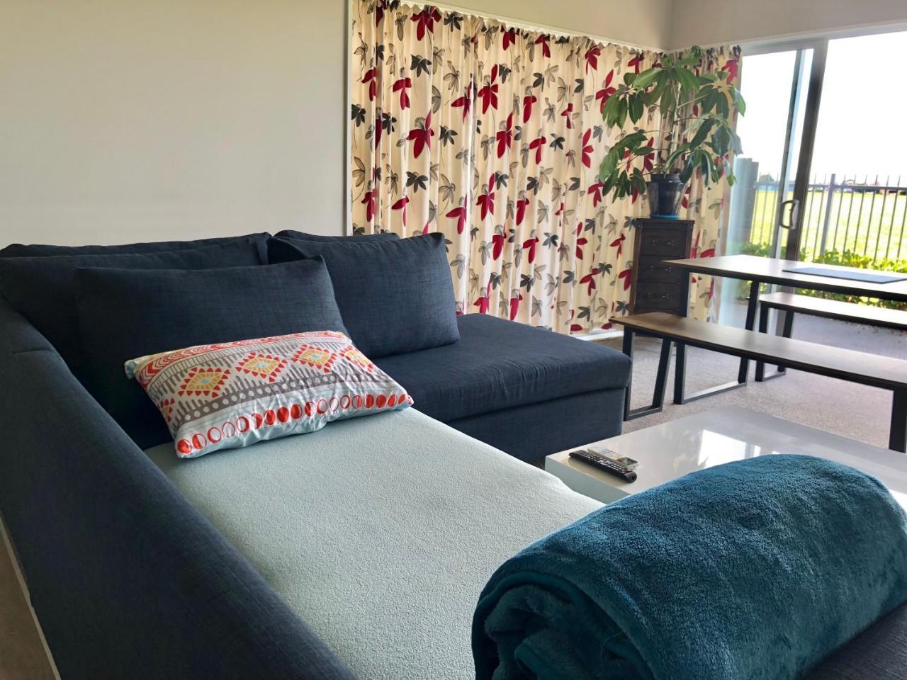 Lovely, Sunny, Home Sweet Home Christchurch Eksteriør bilde